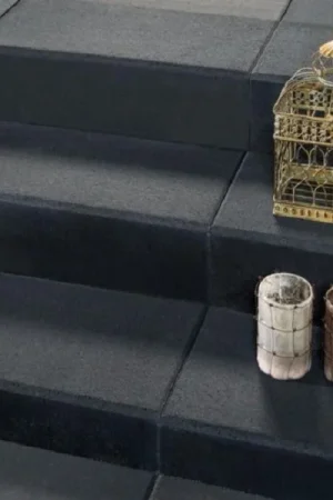 Superprijs Traptrede met facet 60x30x15 Indus Black HK