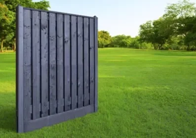 Tuinscherm 23 planken zwart gespoten 180x180cm (bxh) Uitverkoop